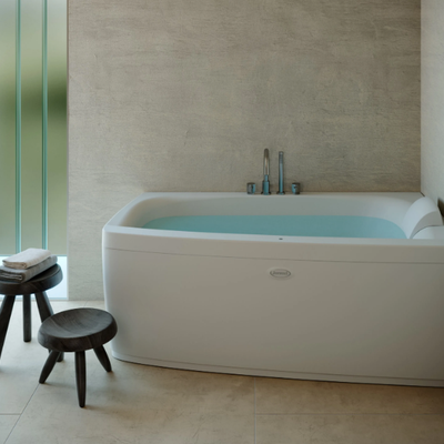 THE-ESSENTIALS-FOLIA-Jacuzzi-291958-rel83757b0e.jpg