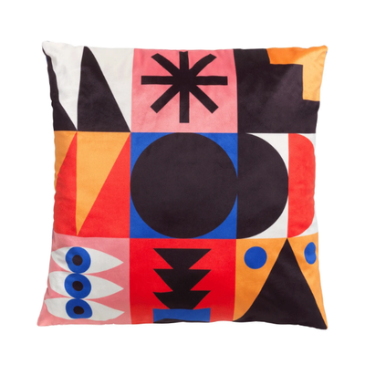 red-palm-cushion-qeeboo-610315-relccb2f9ff.jpg