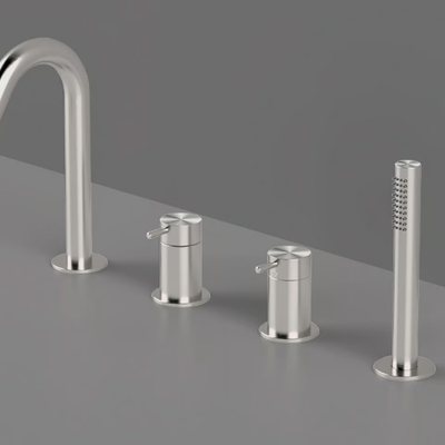 tki16-deck-mounted-bathtub-tap-radomonte-625816-relecbed7c2.jpg