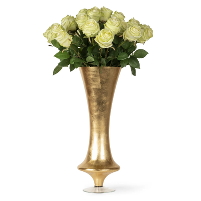 vase-silvia-with-roses-vgnewtrend-585023-rel6b5fecb.jpg
