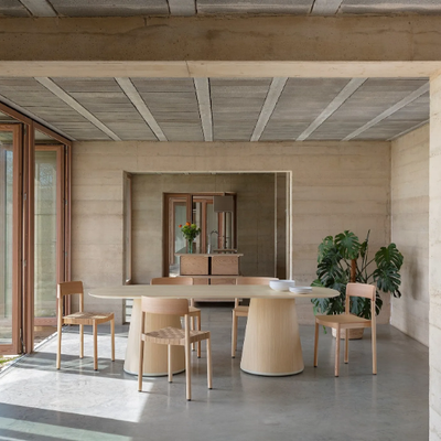 CONIC-Table-Vergés-639096-rel829b3428.jpg