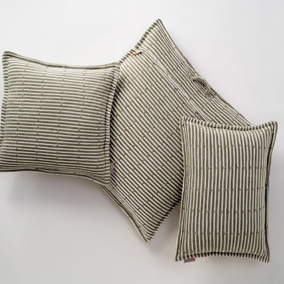 SITE-SOFT-STICK-Outdoor-cushion-Warli-353724-rel28e9abe7.jpg