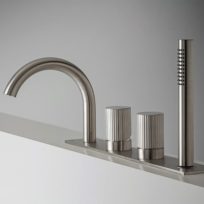 z316-sh-deck-mounted-bathtub-tap-rubinetterie-zazzeri-549217-rel4c311de0.jpg