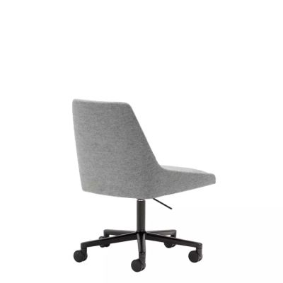alya_andreu_world_SI1555_chair_2.webp
