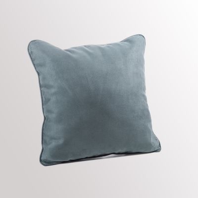 Medium decorative cushion