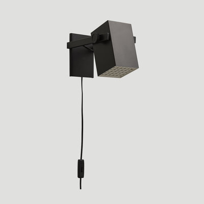 BF Quadro Wall Lamp — F R A N D S E N