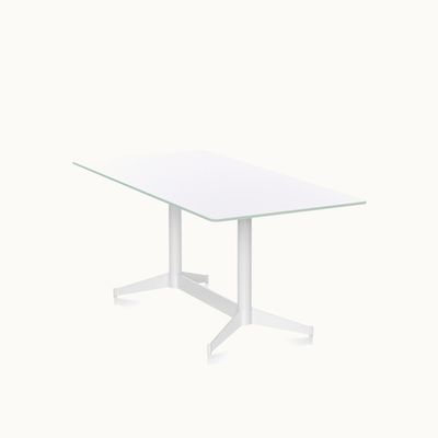 ggr_th_mp_tables_desks_hv.jpg.rendition.480.480.jpg