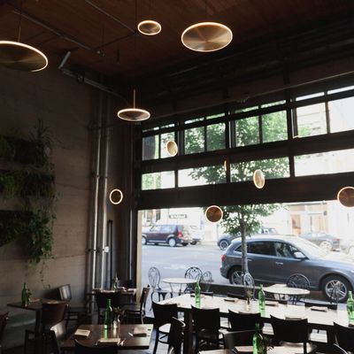 Graypants-Custom-Projects-Plum-Bistro-7.jpg
