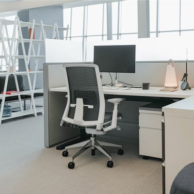 02-very-office-chair-ID051622182912551.jpg