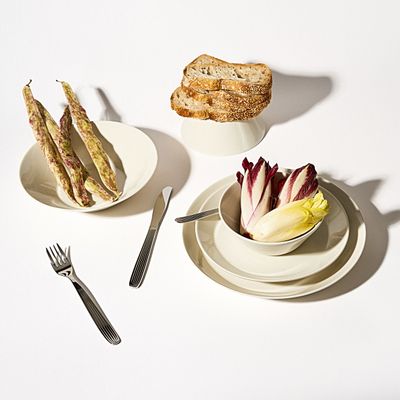 1006449_iittalaemea_03_iittala_teema-starter-set-white-8set.jpg