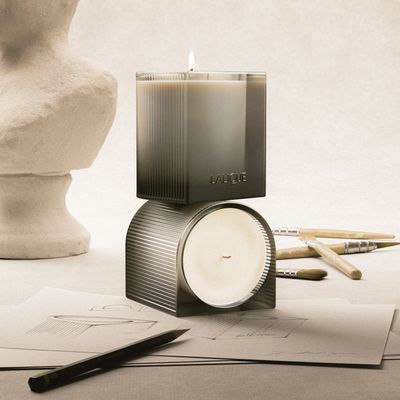 lalique-home-fragrances-scented-candle-l-atelier-lifestyle.jpg