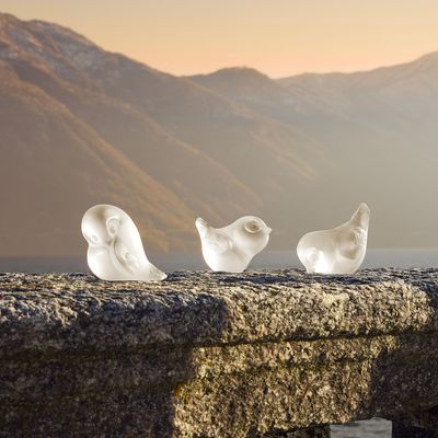 lalique-decorative-objects-piou-piou-sculptures-patina-coral-crystal_b0eae972-d167-4da3-95cf-ab24565e1d66.jpg