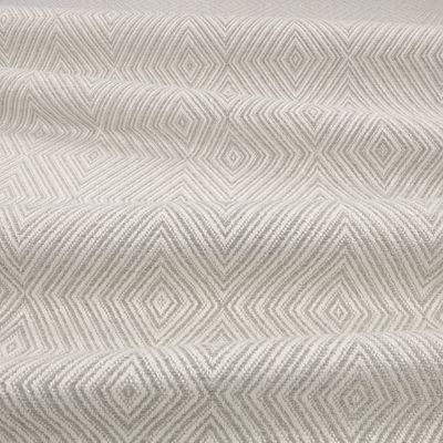 M695-01-angles-silverbirch_03.jpg