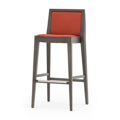 montbel-lounge-seating-flame-02181-1.jpg