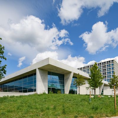 csm_Glas-Troesch_Buergerspital-Solothurn_02_7a8eb89d2e.jpg
