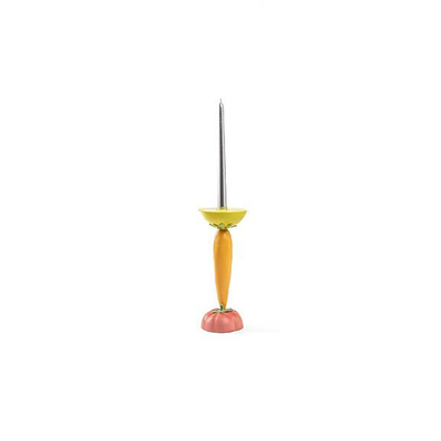 Seletti_CARROT-CANDLESTICK_cYUBWor9ao.jpeg