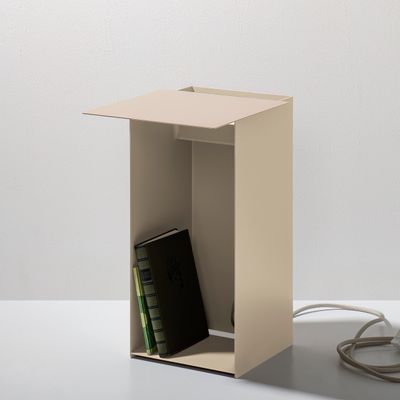 weld_co_shift_sidetable_greybeige_btsh01-10_mood01_q.jpg