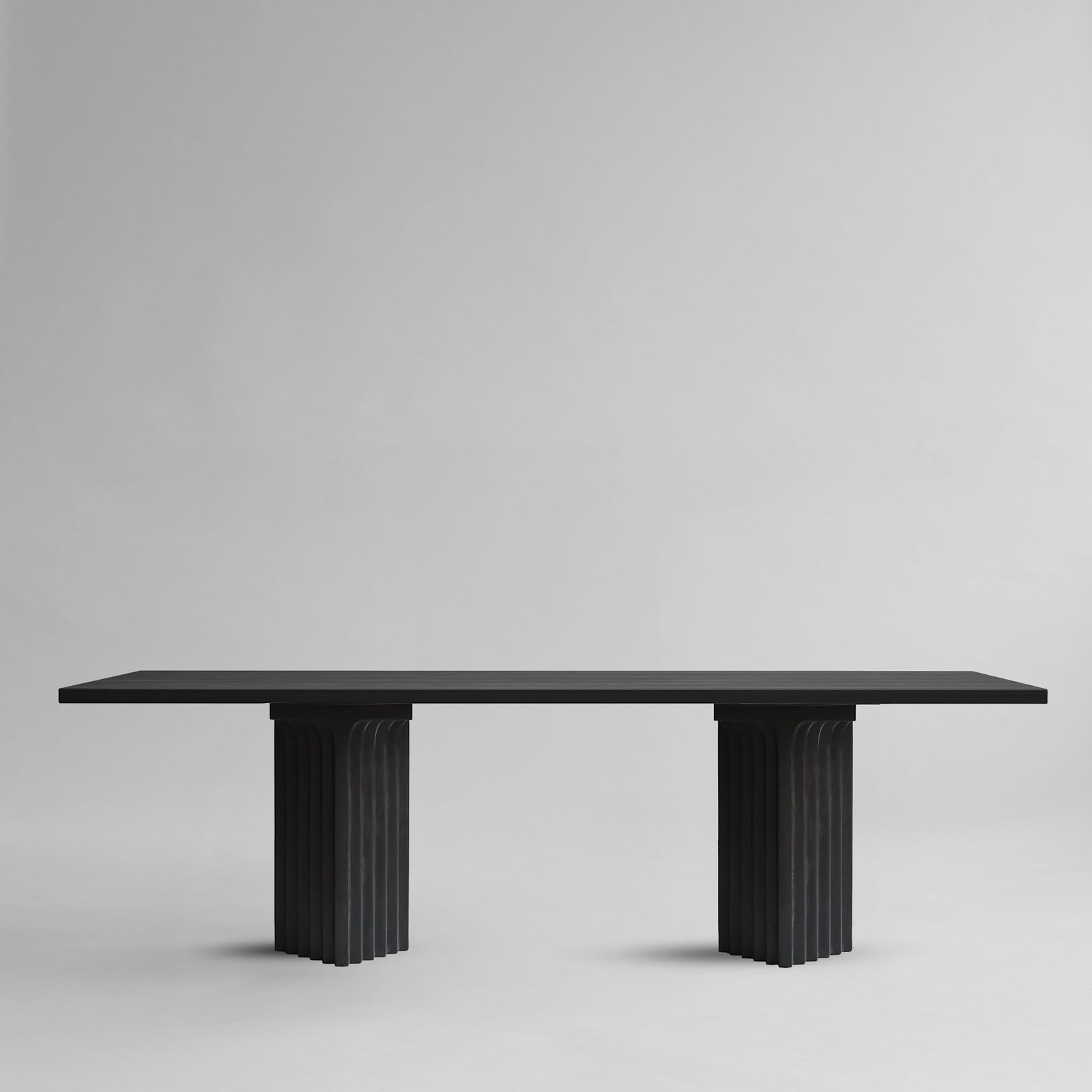 Arc Dining Table, L250 - Coffee Black Oak by 101 copenhagen
