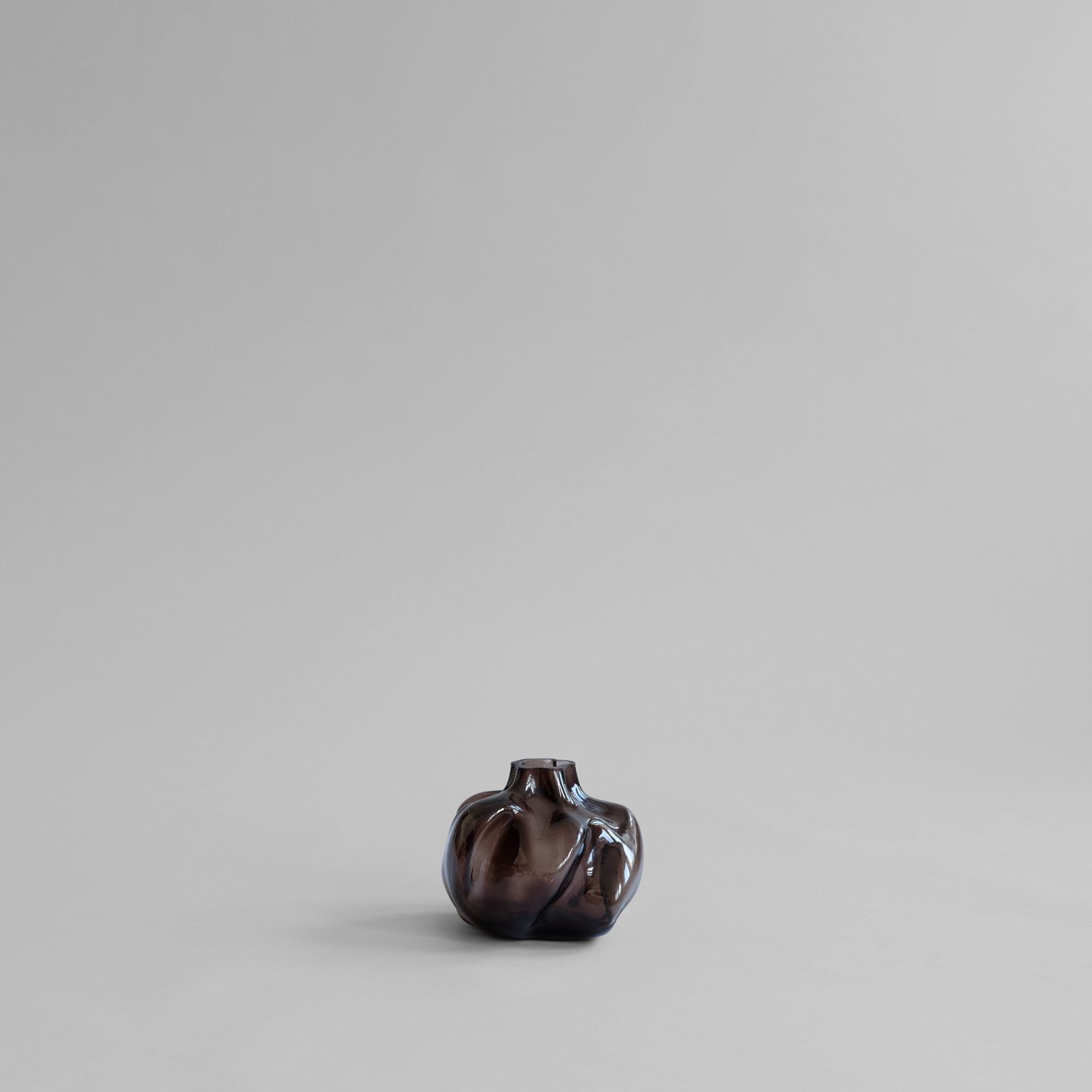 Wabi Vase, Mini - Smoked Forest by 101 copenhagen