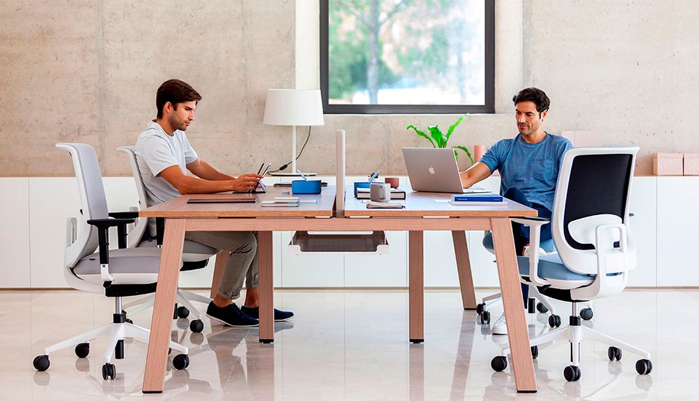 Vital Plus tables by ACTIU