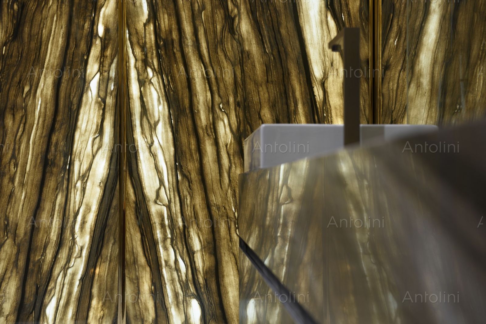 Allight Collection by Antolini