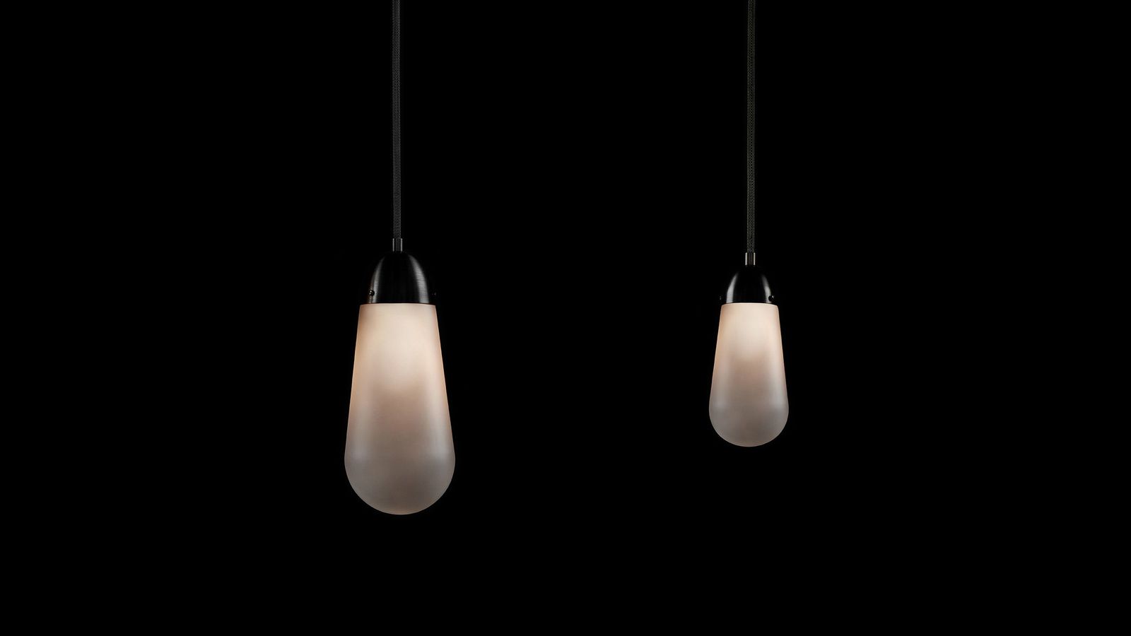 LARIAT : PENDANT by Apparatus Studio