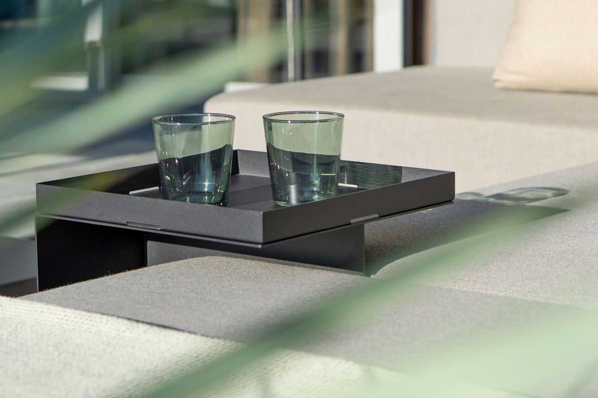 Fold Garden Tray by april furniture