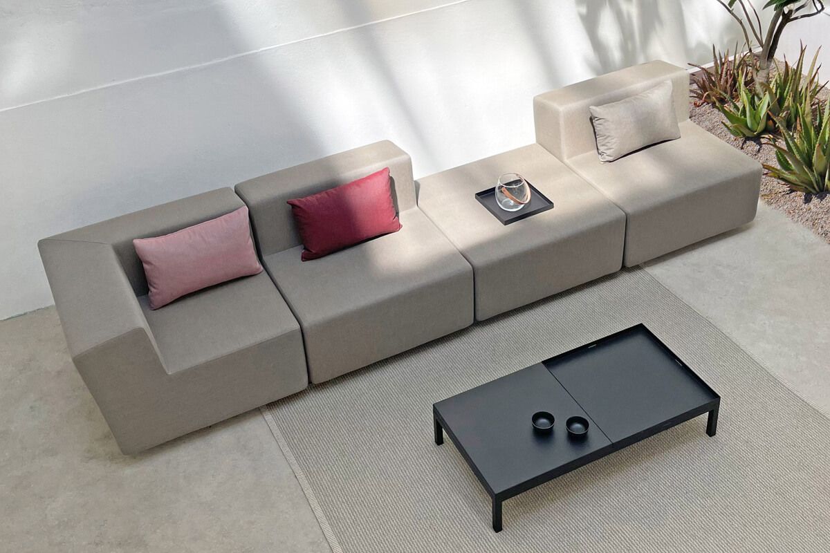 Modern 4-seater balcony lounge set LOOPY by april furniture