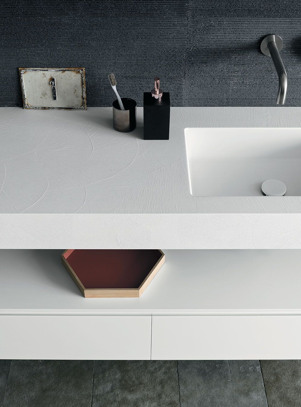 Wall by Arbi Arredobagno