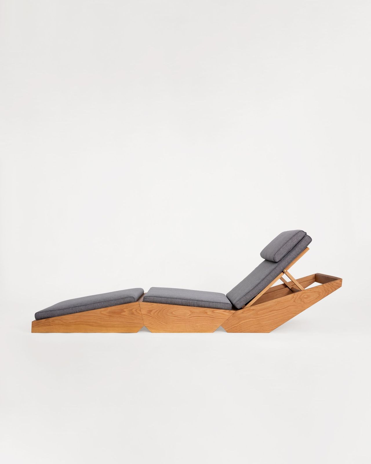 Château Lounge by Atelier de Troupe