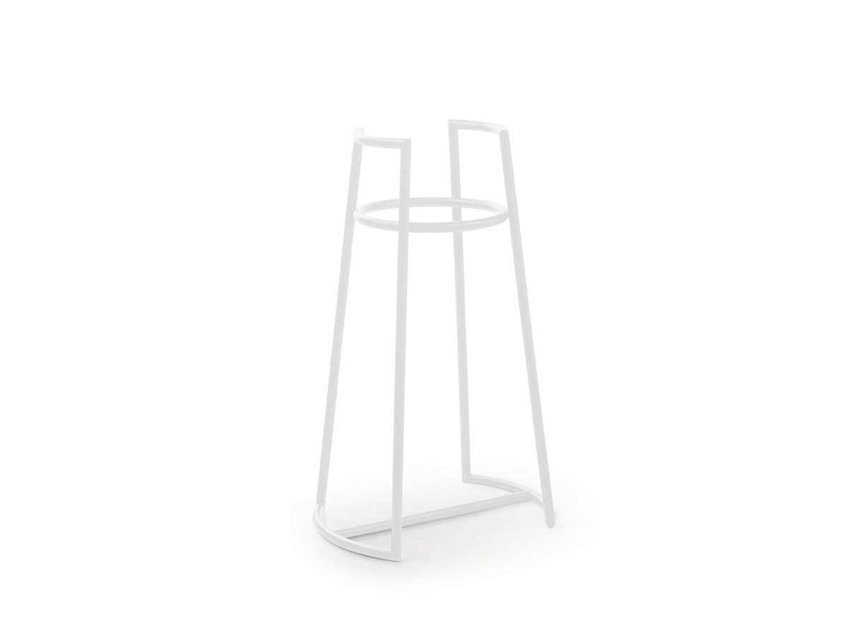 Chester - White Metal Pedestal by Bathco