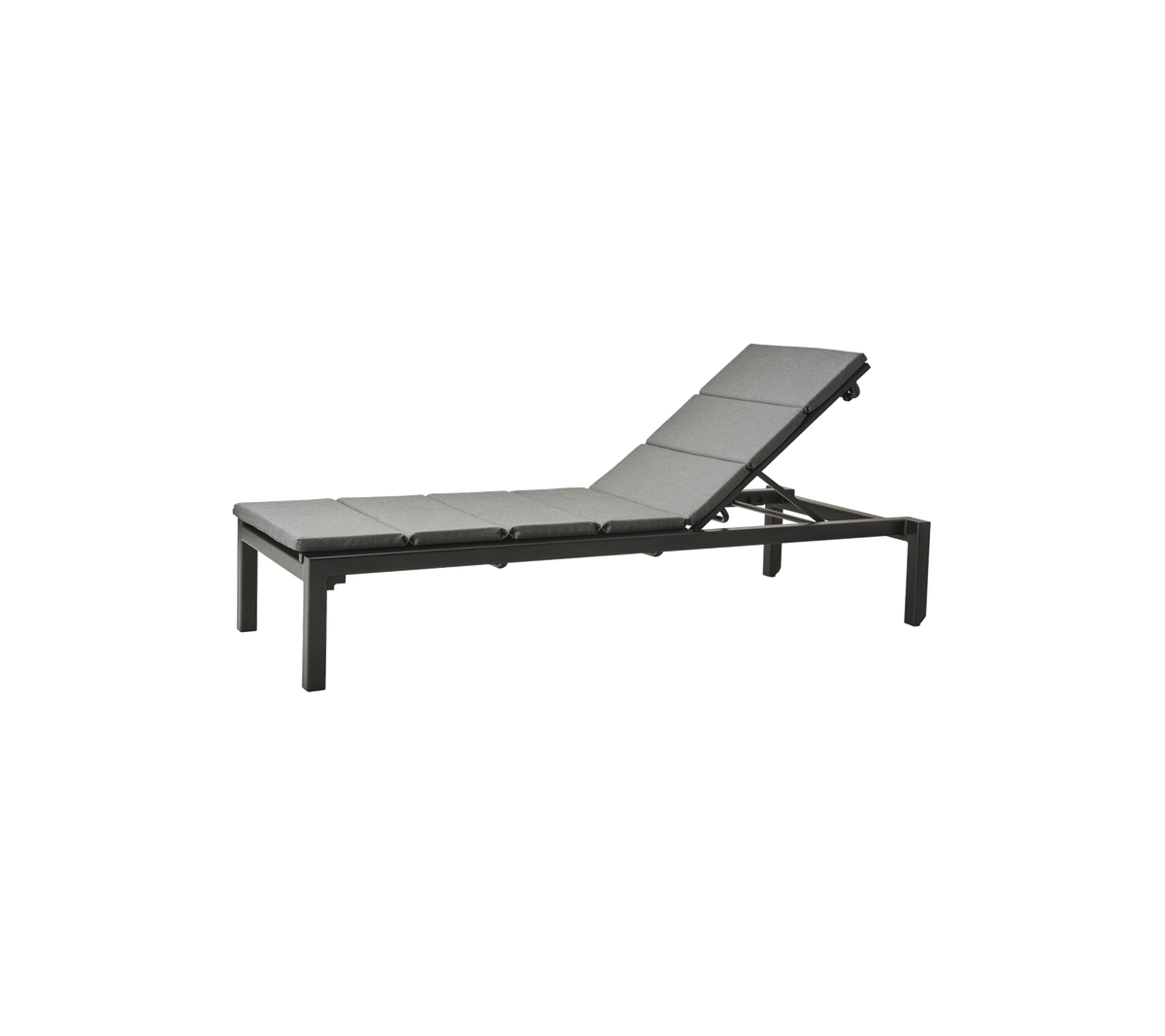 Relax sunbed by Cane-line