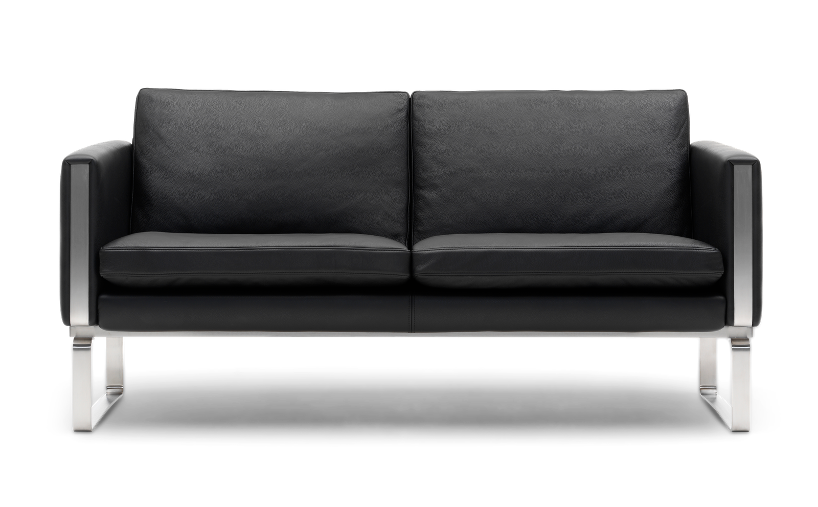 CH102 Sofa by Carl Hansen