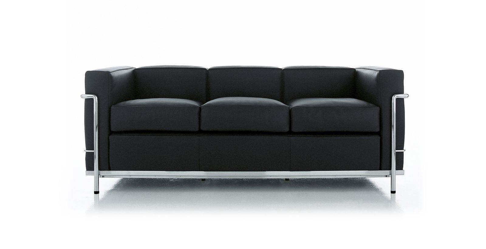 2 Fauteuil Grand Confort, petit modèle, trois places by Cassina