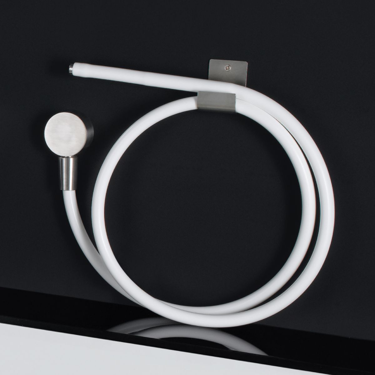 HAND SHOWERS AND BRACKETS FLX08 by Ceadesign