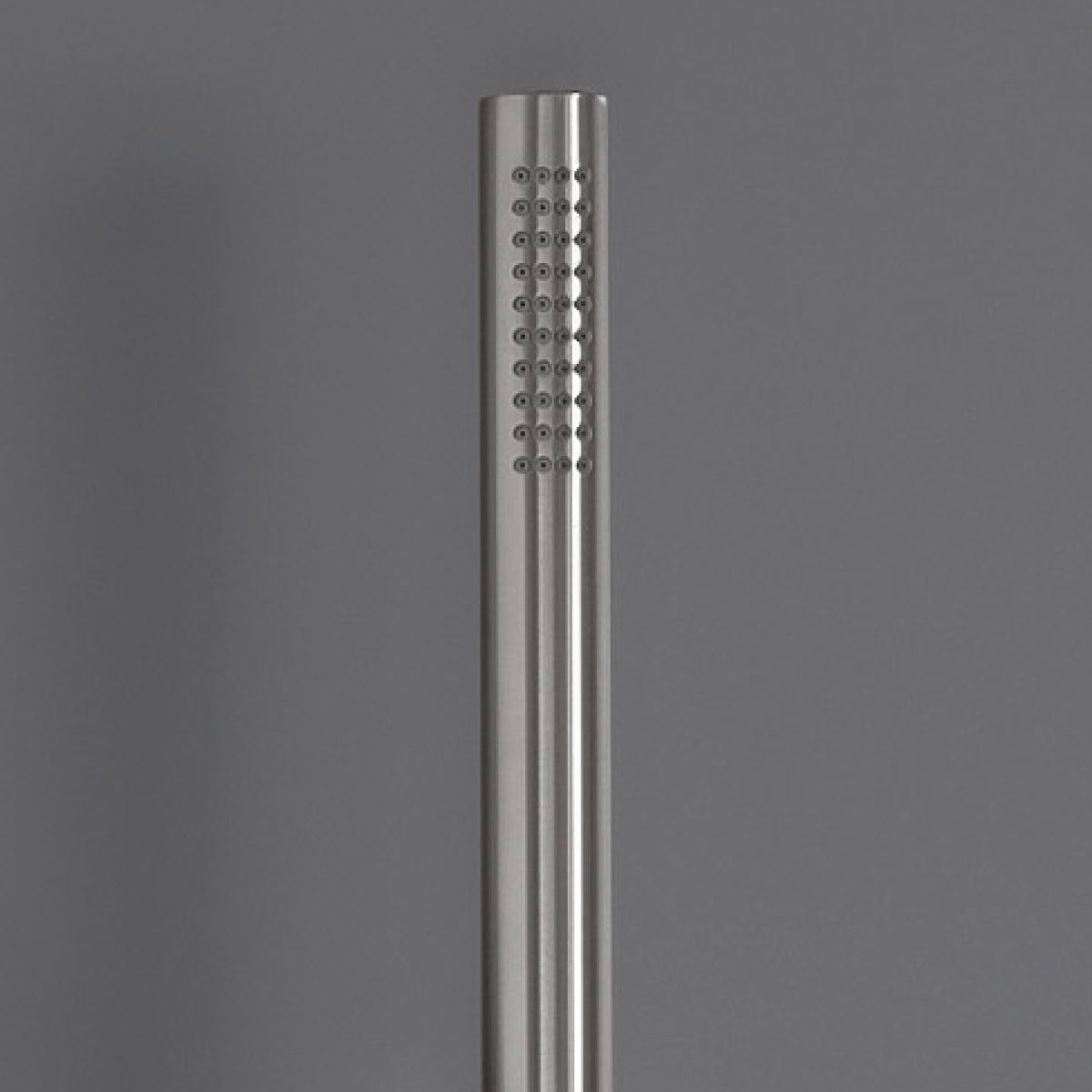 HAND SHOWERS AND BRACKETS FRE18 by Ceadesign
