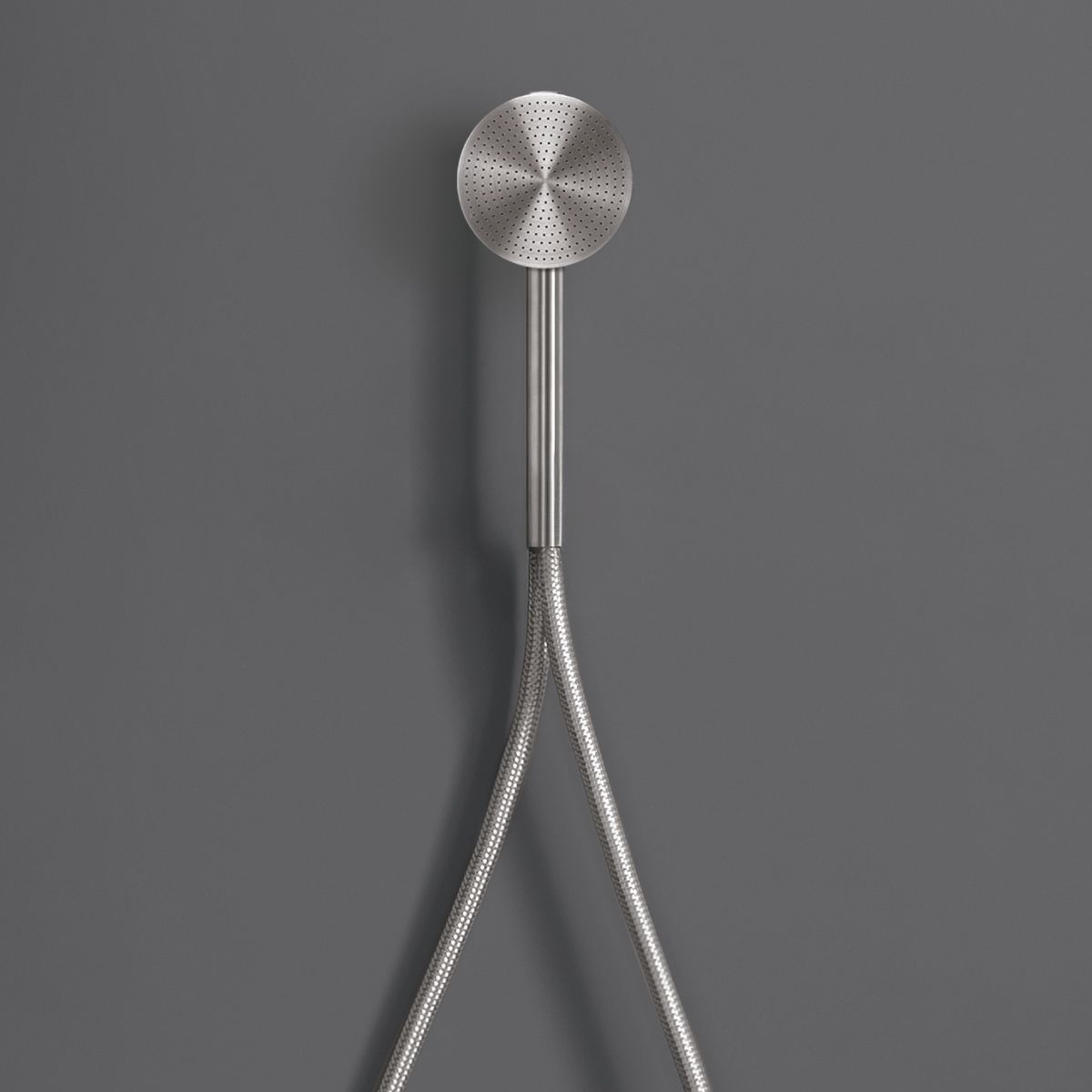 HAND SHOWERS AND BRACKETS FRE194 by Ceadesign