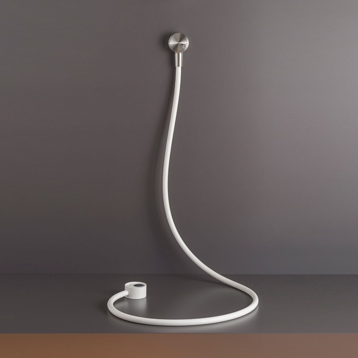 HAND SHOWERS AND BRACKETS FRE86 by Ceadesign