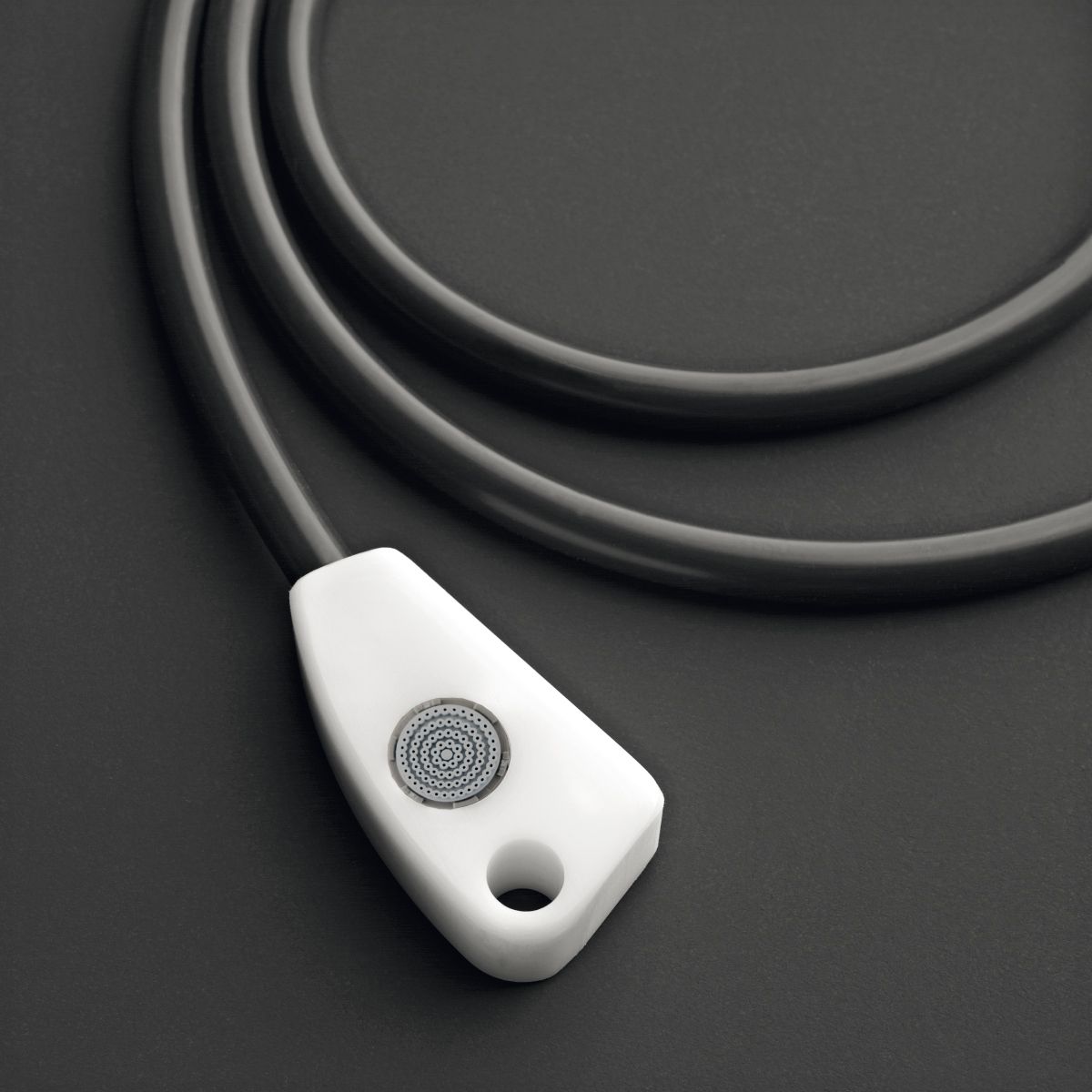 HAND SHOWERS AND BRACKETS NEU28 by Ceadesign