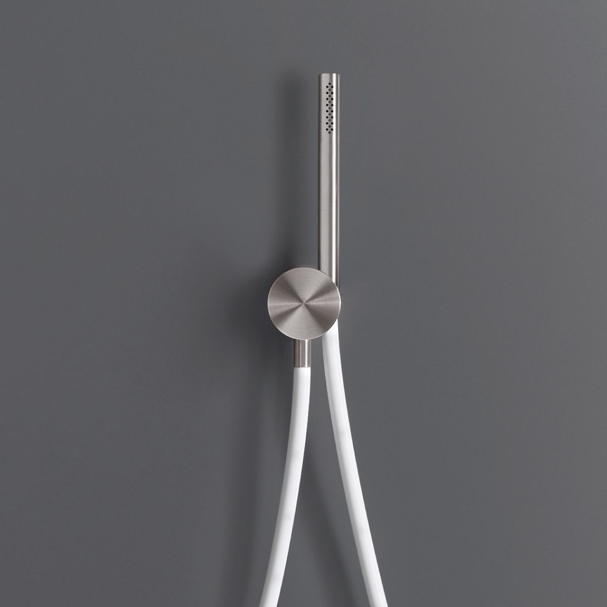 HAND SHOWERS AND BRACKETS OPS60 by Ceadesign