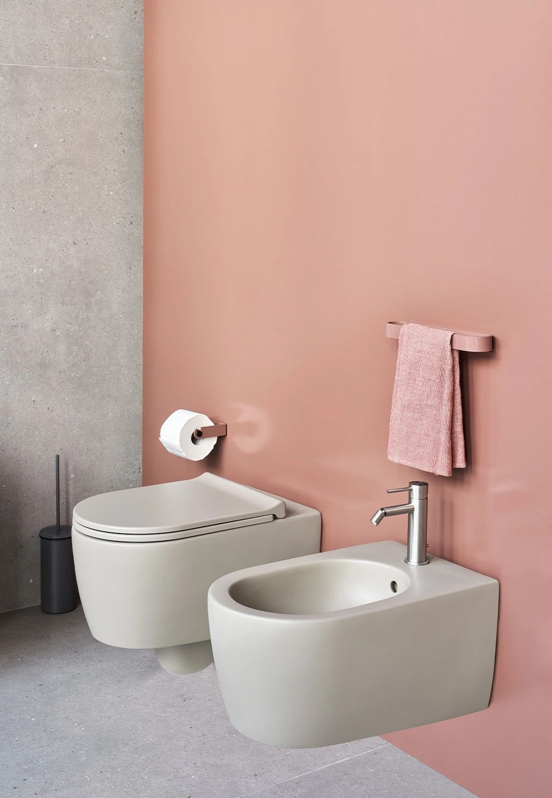 NEW wall-hung wc by Ceramica Cielo