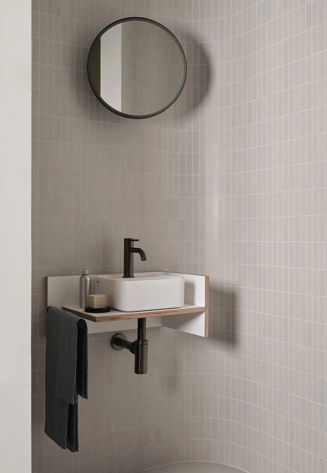 Theo Mini by Ceramica Cielo