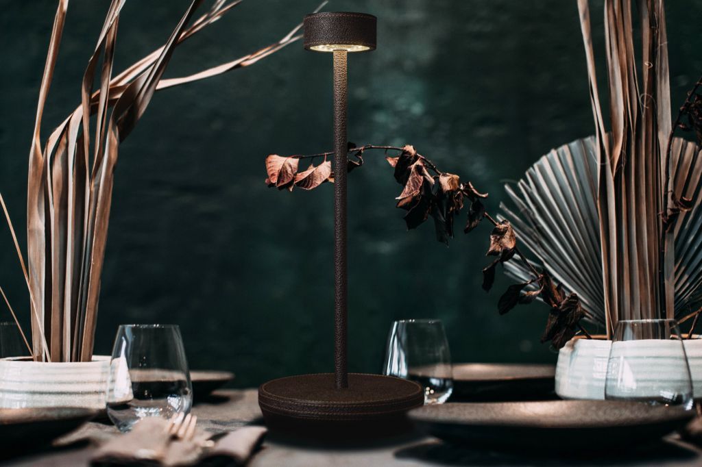Rivetto Art - Leather Led table lamp by Chiaro di Luna