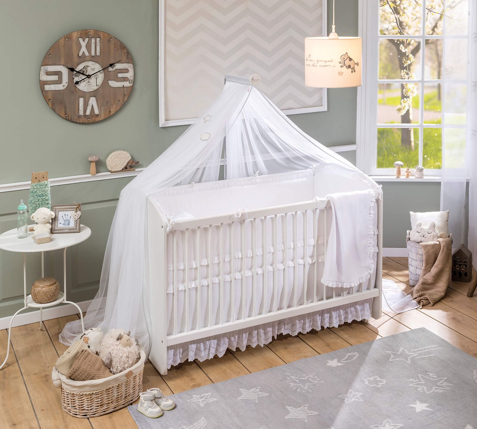 White Swinging Baby Bed (70x130 cm) by Cilek