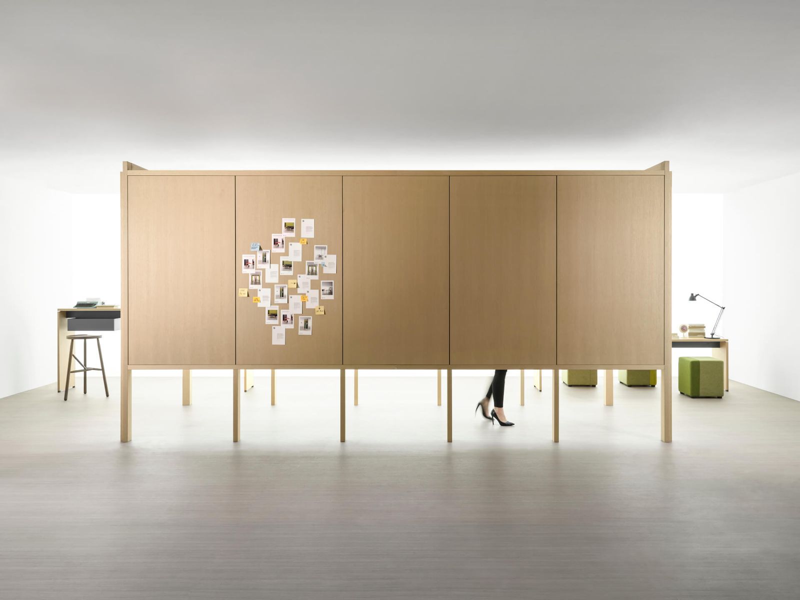 Phonewalk - acoustic corridor booth by Citterio