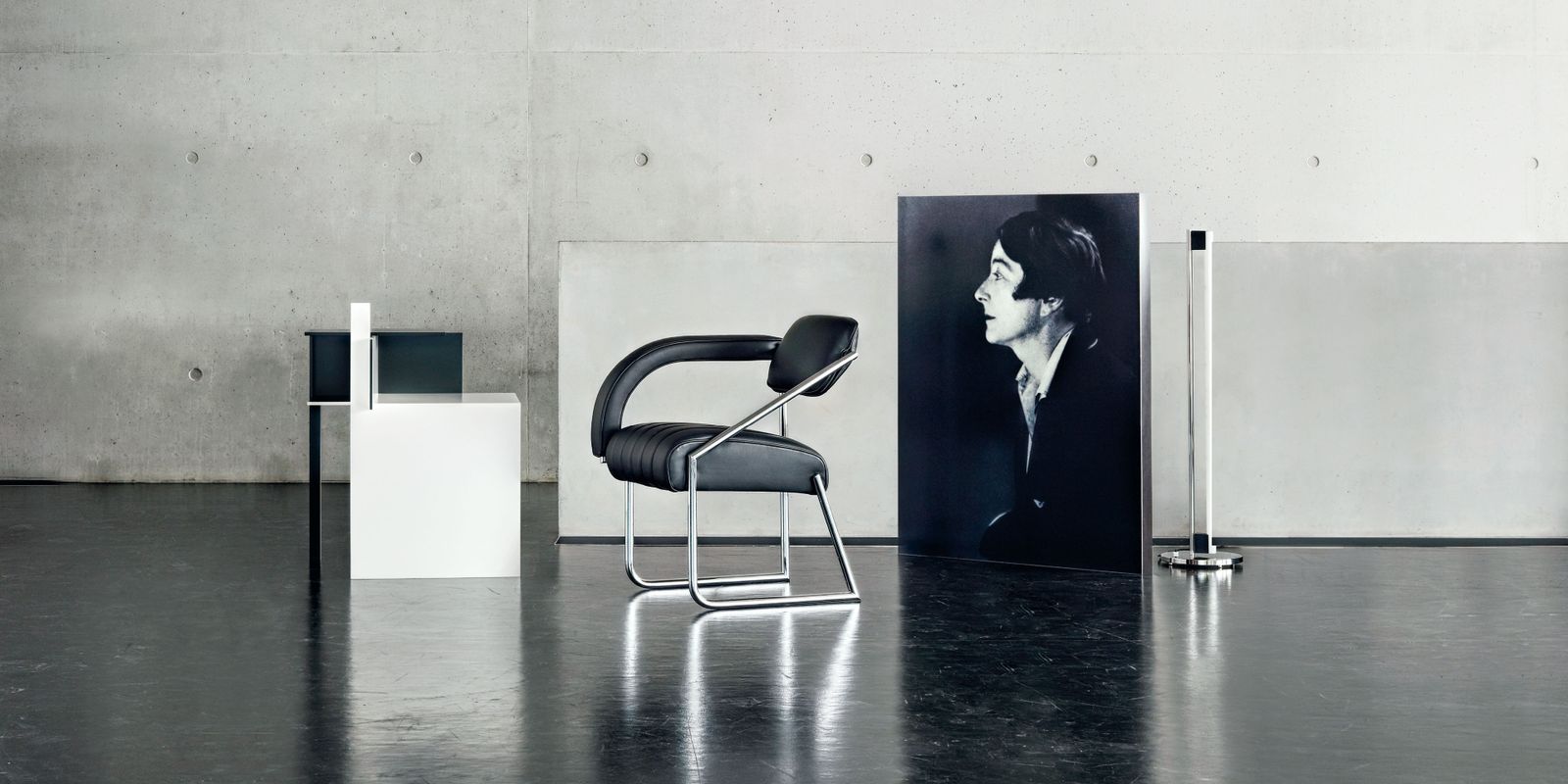 De Stijl Table by ClassiCon