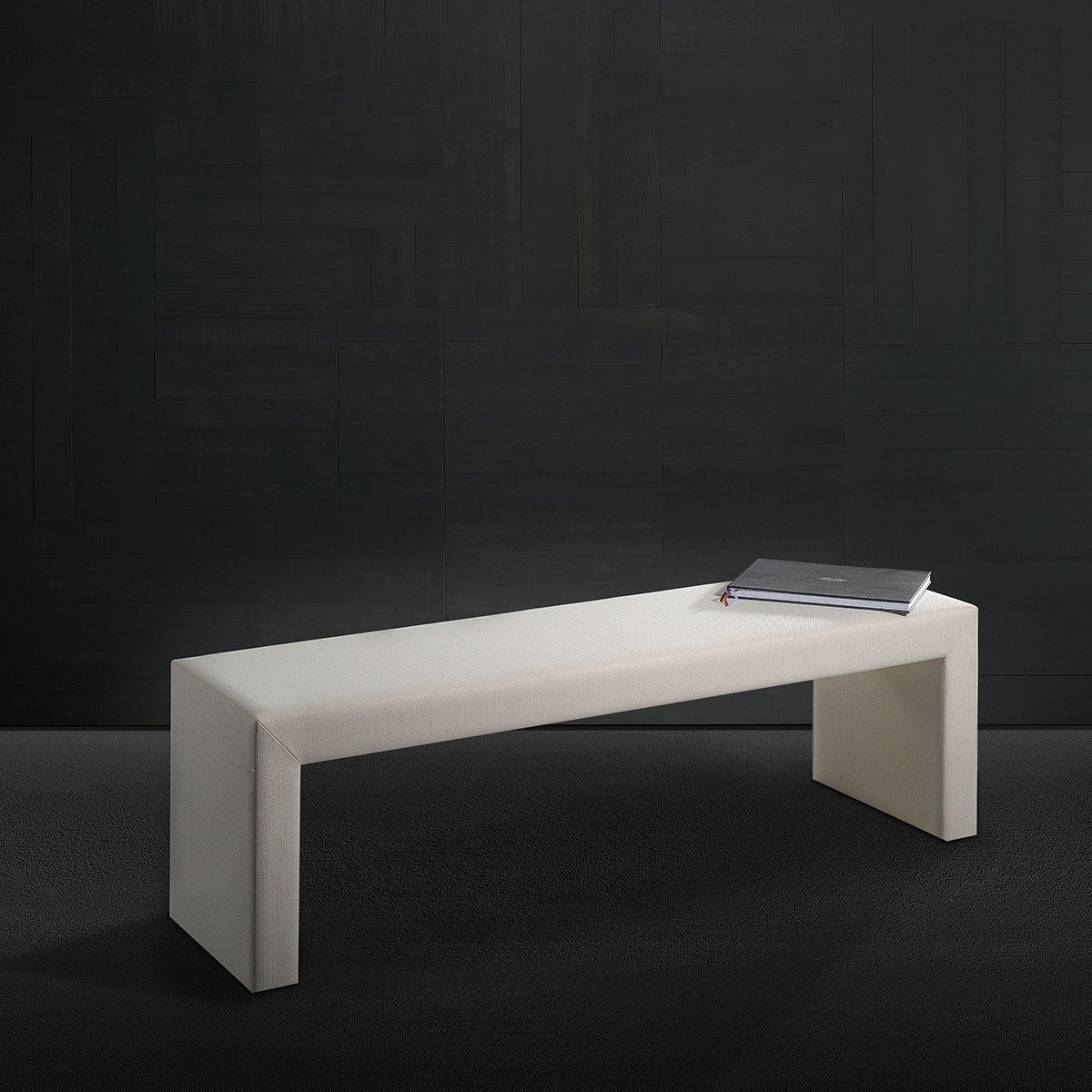 Classic Stool by Colunex