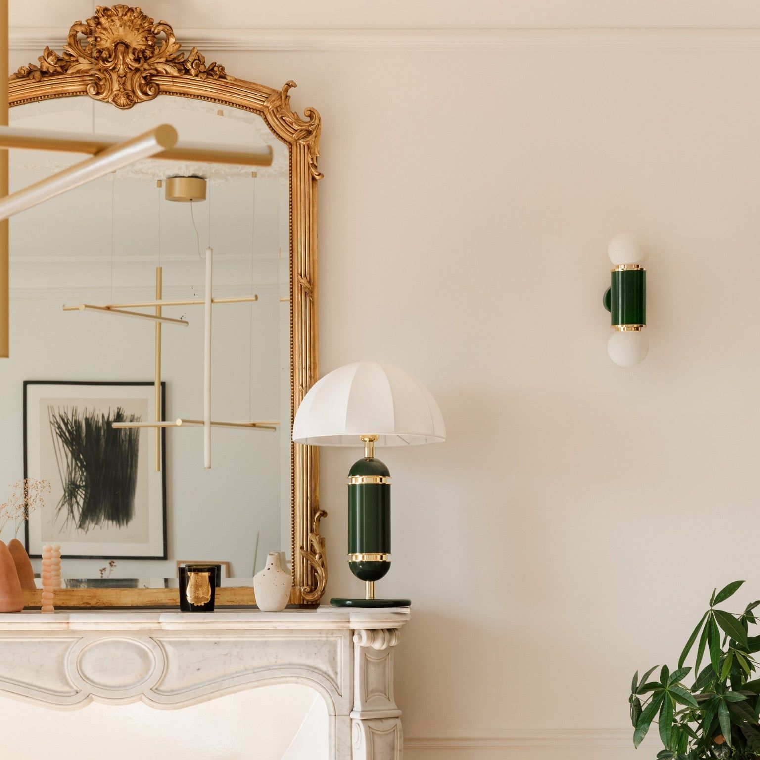 The Hélène wall light - Green by COSIN Paris