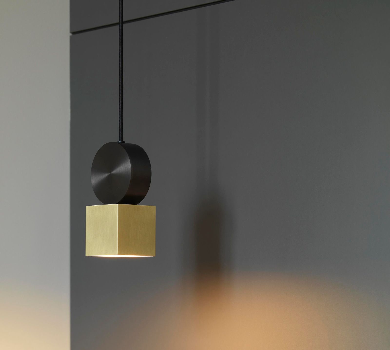 Suspension Calée V1 by CVL Luminaires