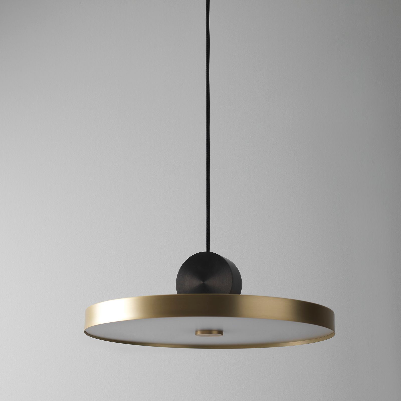 Suspension Calée V4 by CVL Luminaires